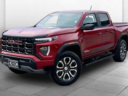 Used 2024 GMC Canyon AT4 w/ Technology Package AWD/4WD image 13