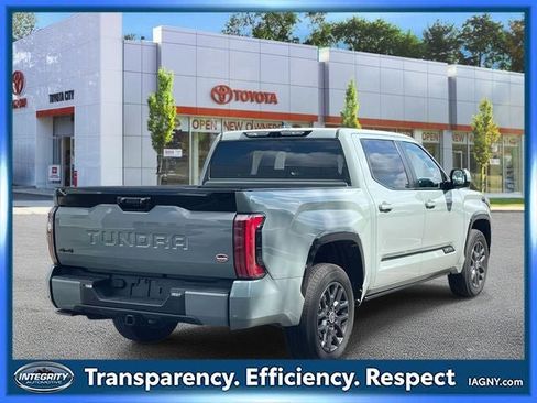 Used 2024 Toyota Tundra Platinum AWD/4WD image 6