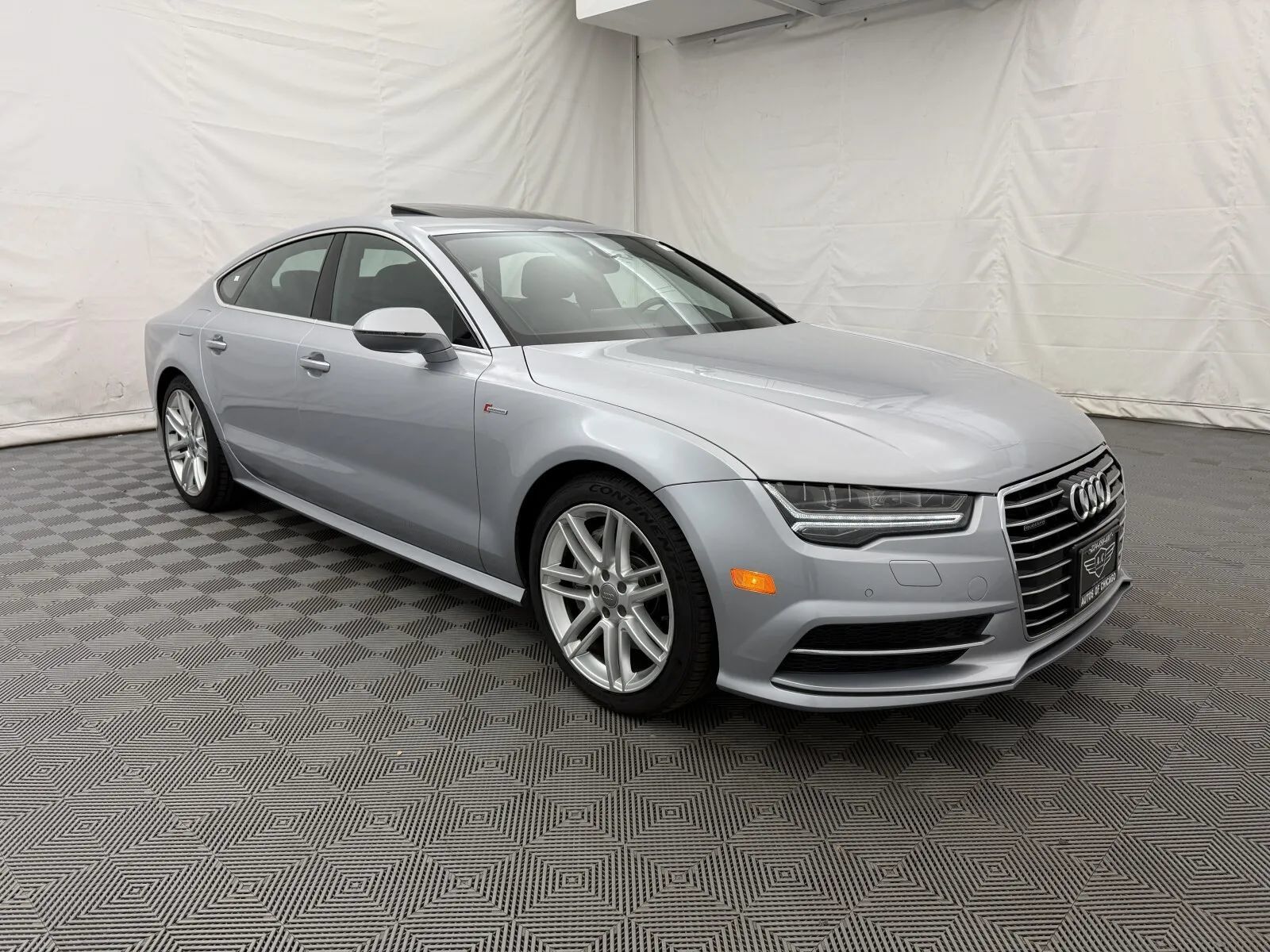 Used 2016 Audi A7 3.0T Premium Plus w/ S Line Sport Package AWD/4WD image 4