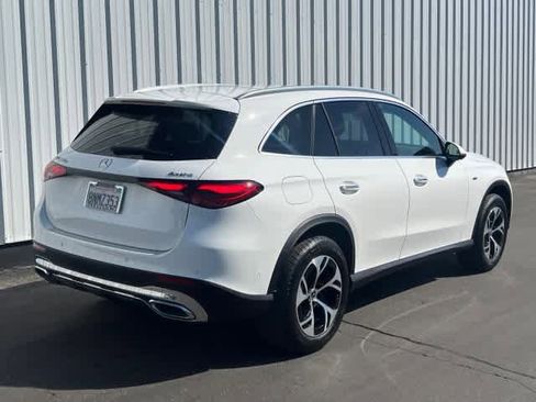Used 2025 Mercedes-Benz GLC 350e 4MATIC image 6