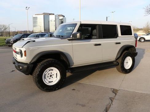 New 2026 Ford Bronco Heritage Edition AWD/4WD image 2