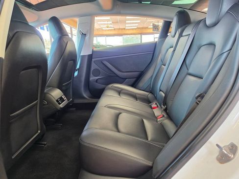 Used 2023 Tesla Model 3 Standard Range RWD image 16