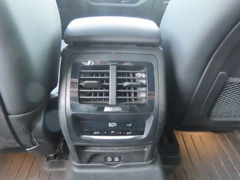 Used 2023 BMW X3 sDrive30i w/ Convenience Package RWD image 19