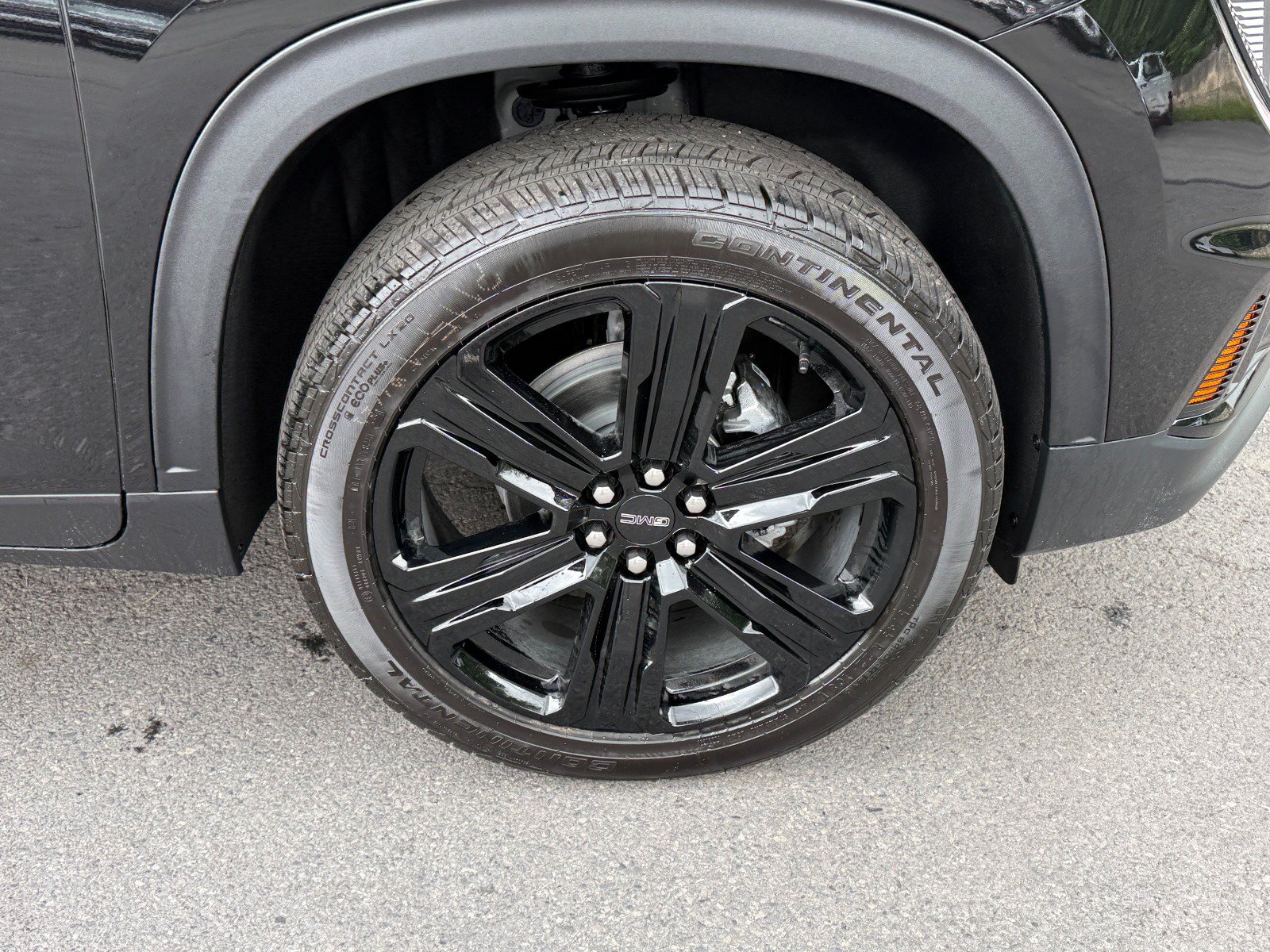 New 2027 GMC Acadia Elevation w/ Black Edition AWD/4WD image 12