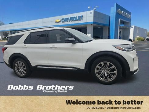 Used 2025 Ford Explorer Platinum RWD image 6