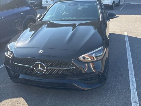 Used 2023 Mercedes-Benz C 300 4MATIC Sedan image 3