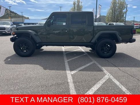 Used 2023 Jeep Gladiator Sport AWD/4WD image 7