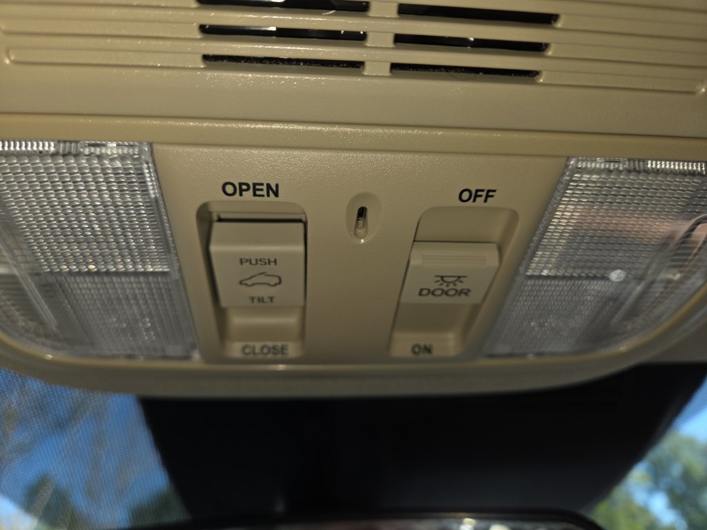 Used 2022 Honda CR-V EX image 14