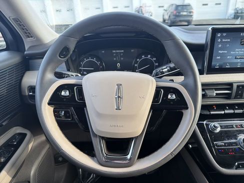 Certified 2022 Lincoln Corsair AWD w/ Equipment Group 101A image 21