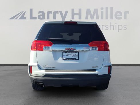 Used 2017 GMC Terrain SLE image 4