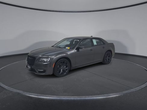 Certified 2023 Chrysler 300 Touring L w/ Comfort Group RWD image 8
