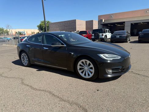 Used 2017 Tesla Model S 75D AWD/4WD image 3