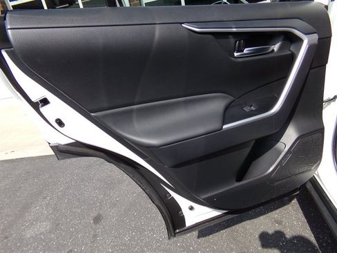 Used 2025 Toyota RAV4 XLE w/ Convenience Package FWD image 48