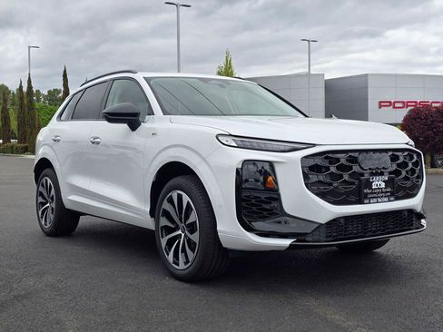 New 2026 Audi Q3 quattro 2.0T AWD/4WD image 7