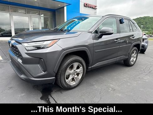 Used 2022 Toyota RAV4 XLE w/ Convenience Package AWD/4WD image 1