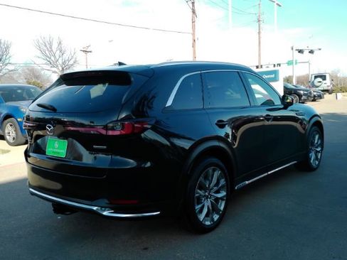 Used 2024 MAZDA CX-90 3.3 Turbo w/ Premium Package image 8