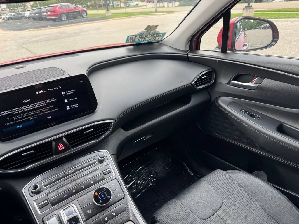 Used 2023 Hyundai Santa Fe SEL AWD/4WD image 2