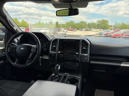 Used 2015 Ford F150 XLT w/ Equipment Group 302A Luxury AWD/4WD image 27
