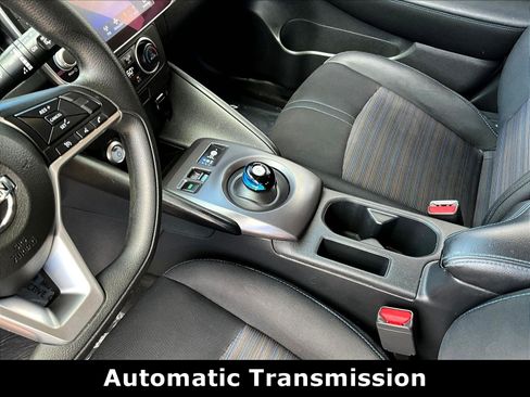 Used 2022 Nissan Leaf S FWD image 17