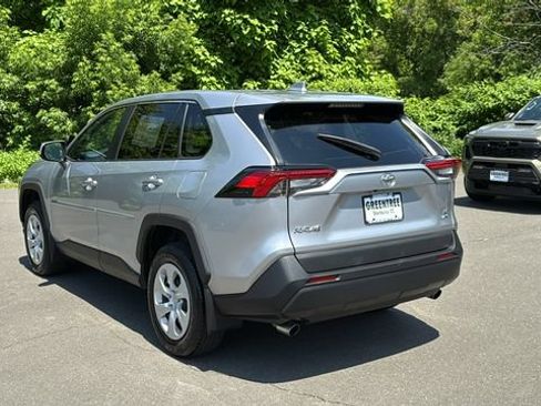 Certified 2024 Toyota RAV4 LE AWD/4WD image 4