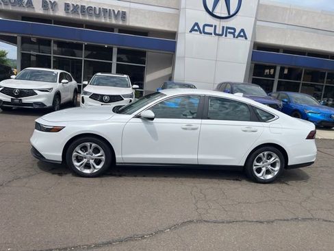 Used 2024 Honda Accord LX image 39