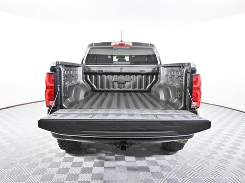 Used 2025 Chevrolet Colorado ZR2 AWD/4WD image 6