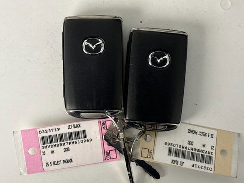 Used 2023 MAZDA CX-30 AWD 2.5 S w/ Select Package image 19