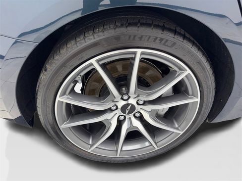 Used 2025 Genesis G70 2.5T image 86