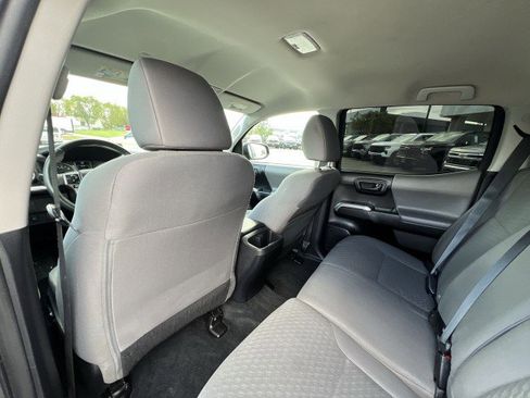 Used 2022 Toyota Tacoma SR5 image 20