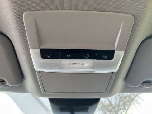 Used 2024 Nissan Sentra SV image 19