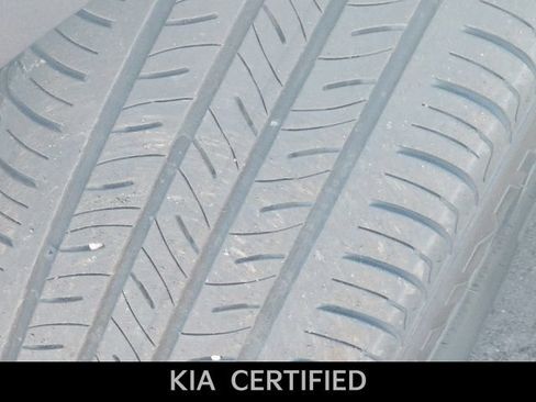 Used 2023 Kia Forte LXS FWD image 11