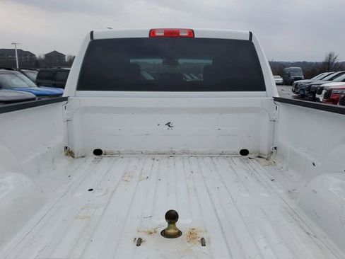 Used 2017 RAM 2500 Tradesman w/ Chrome Appearance Group image 9