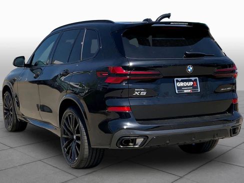 New 2026 BMW X5 xDrive40i w/ M Sport Package AWD/4WD image 11