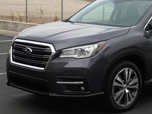 Used 2019 Subaru Ascent Limited w/ Popular Package #2 AWD/4WD image 6