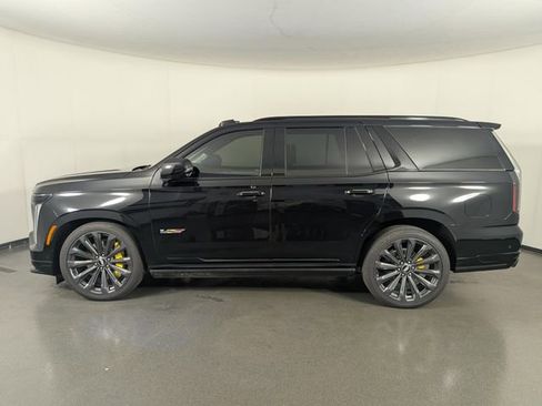 Used 2025 Cadillac Escalade V w/ LPO, Floor Liner Package AWD/4WD image 5