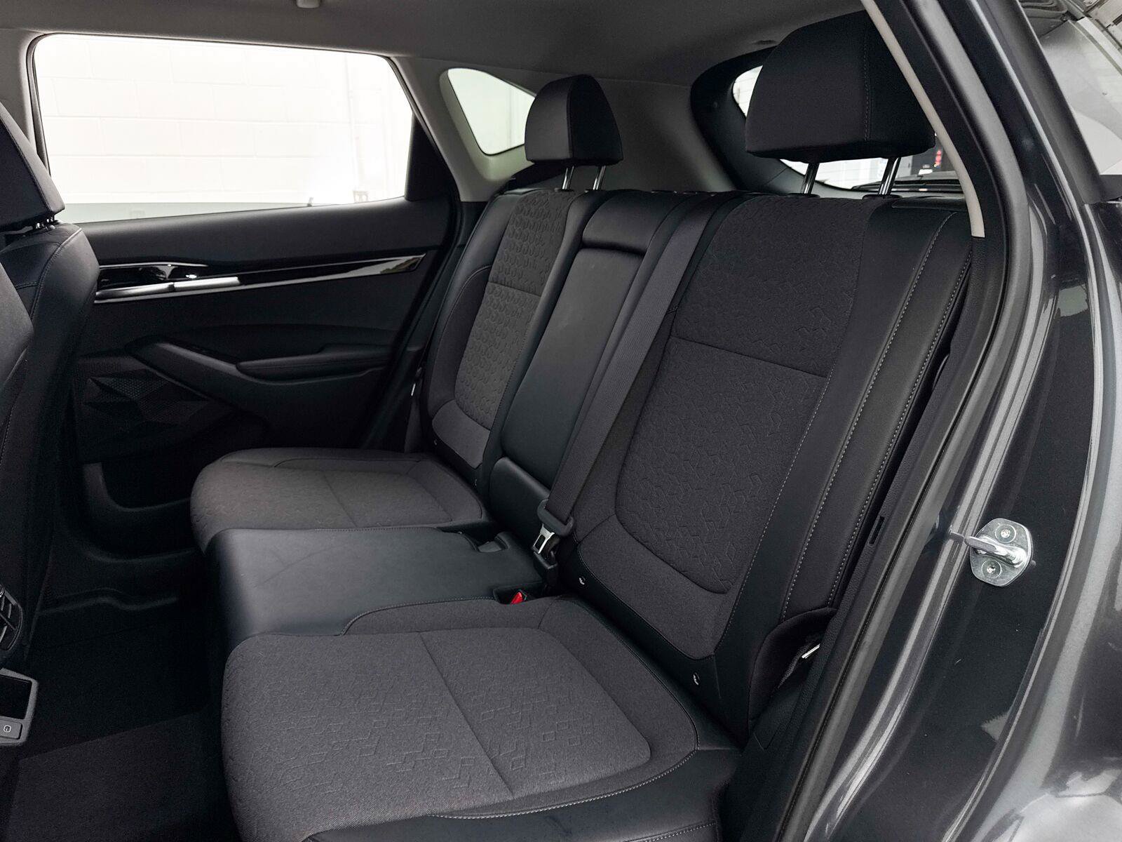 Used 2025 Kia Seltos S FWD image 29