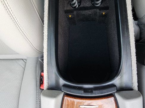 Used 2005 Mercedes-Benz E 320 Sedan image 34