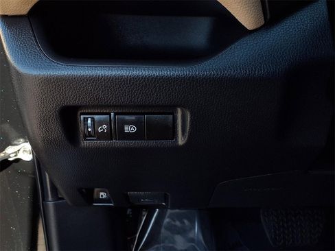 Certified 2022 Toyota RAV4 LE image 14