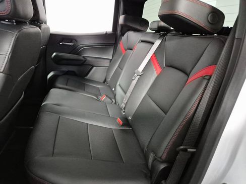 New 2026 Chevrolet Colorado Z71 w/ Technology Package image 12