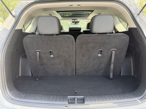 Certified 2025 Kia Sorento S w/ Panoramic Sunroof Package FWD image 44