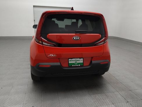 Used 2021 Kia Soul LX FWD image 6