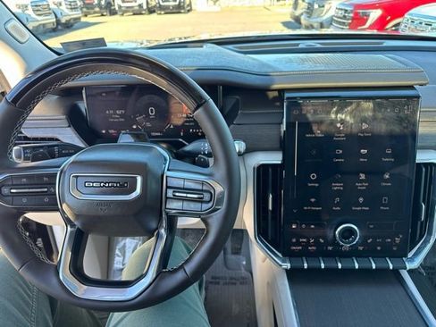 Certified 2024 GMC Acadia Denali w/ Super Cruise Package image 15