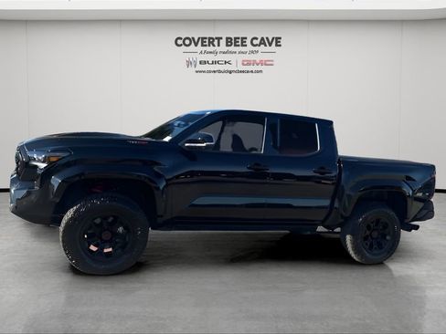 Used 2025 Toyota Tacoma TRD Pro image 4