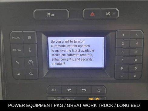 Used 2018 Ford F150 XLT w/ Trailer Tow Package RWD image 19
