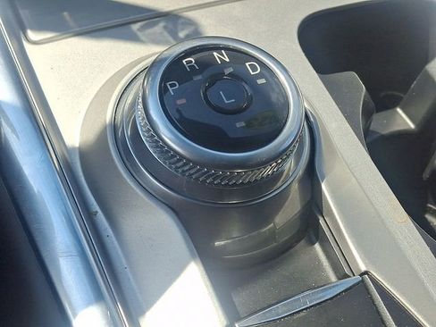 Used 2023 Ford Explorer Limited AWD/4WD image 15