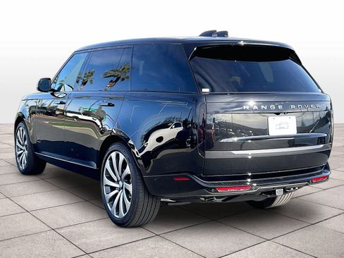 New 2025 Land Rover Range Rover Long Wheelbase SE AWD/4WD image 3