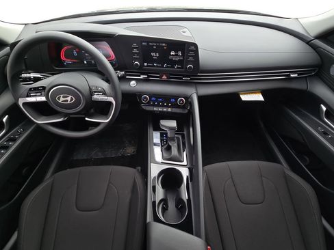 New 2026 Hyundai Elantra Blue image 9