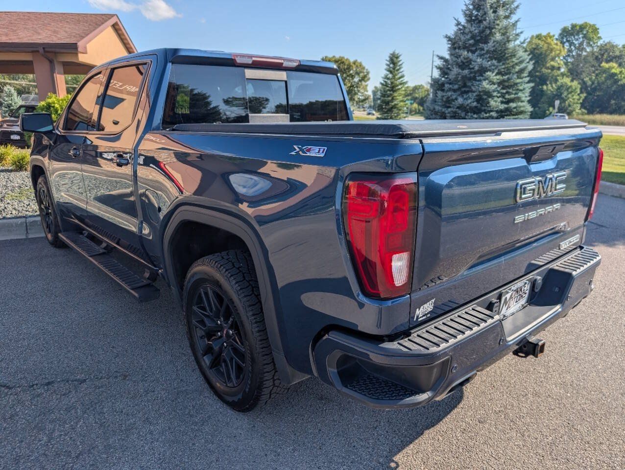 Used 2021 GMC Sierra 1500 Elevation AWD/4WD image 7
