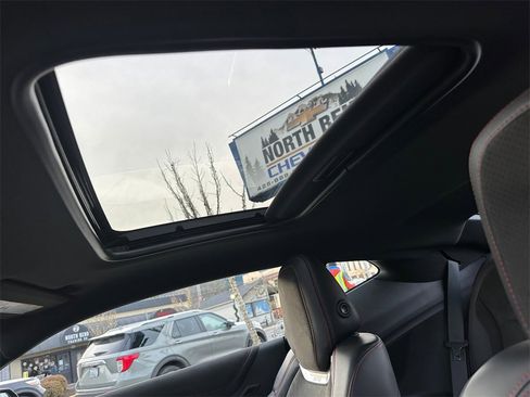 Used 2021 Chevrolet Camaro ZL1 image 22