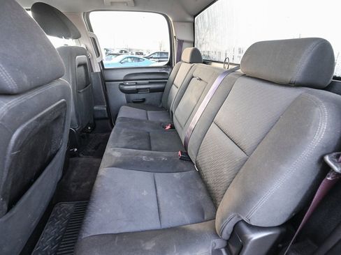 Used 2011 Chevrolet Silverado 2500 LT w/ Interior Plus Package image 21